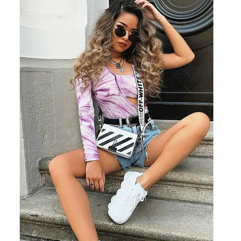 Женское боди на одно плечо фиолетового цвета элегантное осеннее облегающее с