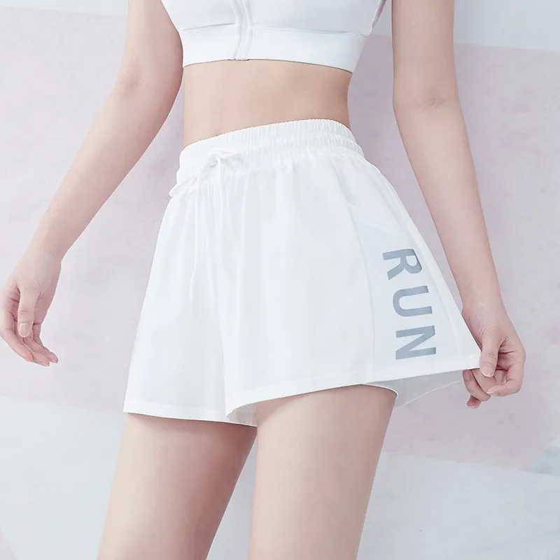 Summer Breathable Women Mesh Yoga Shorts Running Shorts Pocket Quick Dry Gym Clothing Loose 2 in 1 Fake Two Fitness Shorts