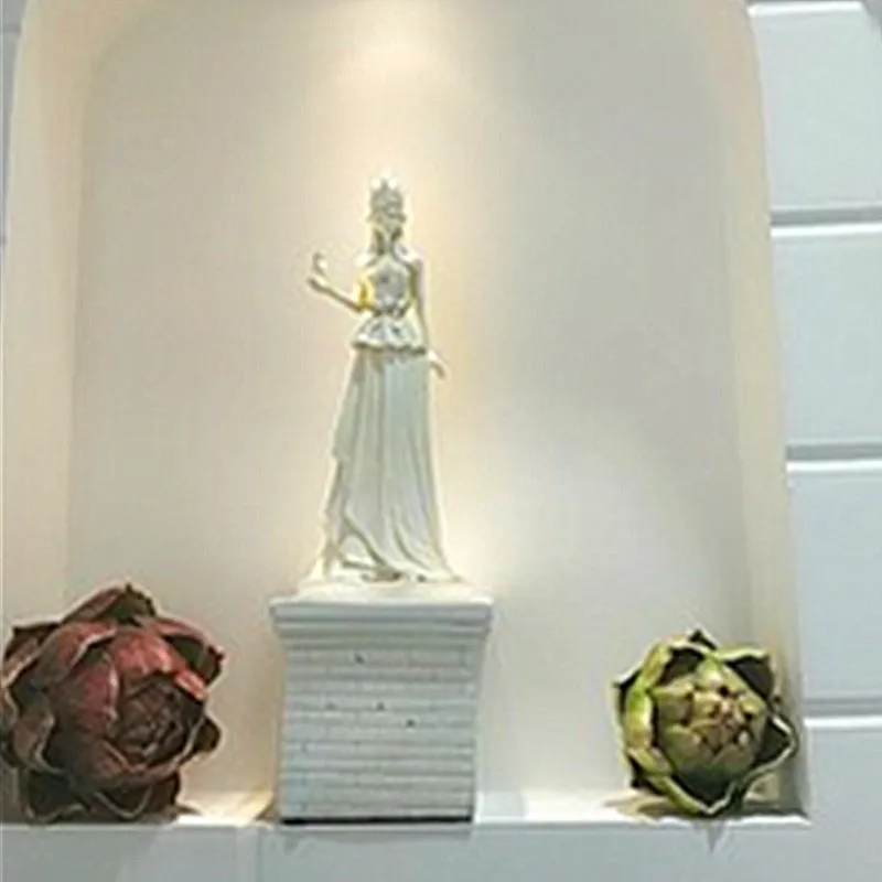

European Retro Athena Goddess Sculpture Statue Home Decor Living Room Study Desktop Ornament High Quality Resin Artware A1676