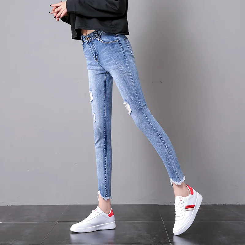 

2020 Spring New Net Red Jeans Female mm Korean Style Broken Hole Fashion Was Thin High Waist Light Color Tight Capri Leggings
