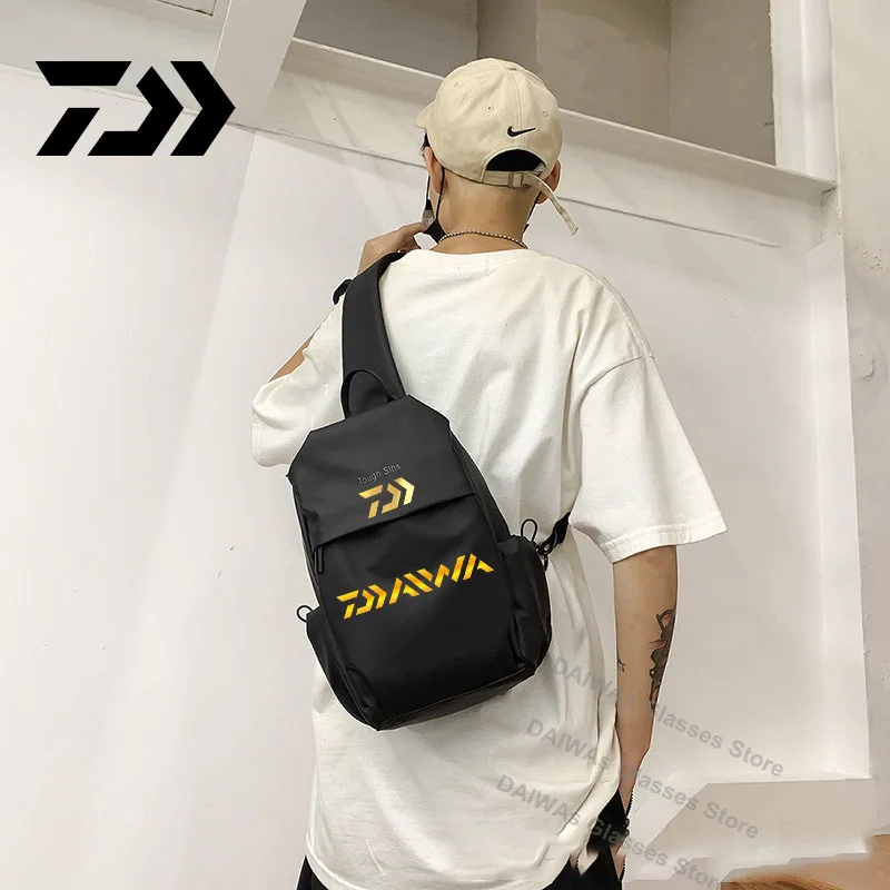

DAIWA Fishing shoulder Bag Multifunctional Fishing Tackle Bag Nylon Outdoor Water-resistant Sling Reel Lure Bag High Quality