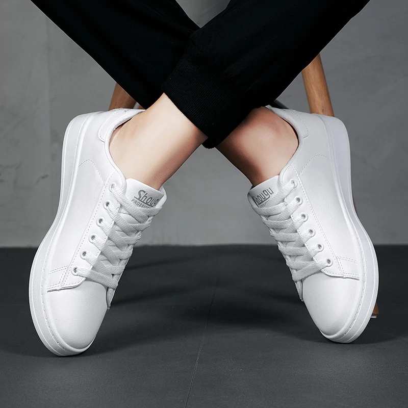 

2021 New White Casual Shoes Men Leather Sneakers Male Comfort Sport Running Sneaker Man Tenis Mocassin Fashion Breathable Shoes