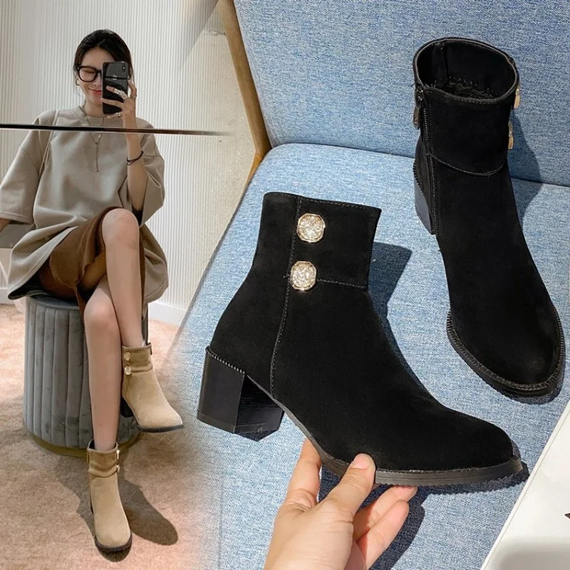FXYCMMCQ Size 32-50 Winter New Thick Heel Round Head Fashion Boots Women's Casual Commuter Shoes 20-69