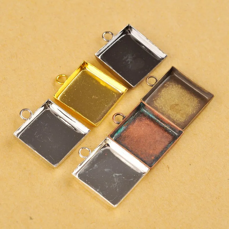 200pcs 16mm 18mm 20mm 25mm Square Bezel Pendant Blank Pendant Base Cabochon Settings Pendant Tray Findigns