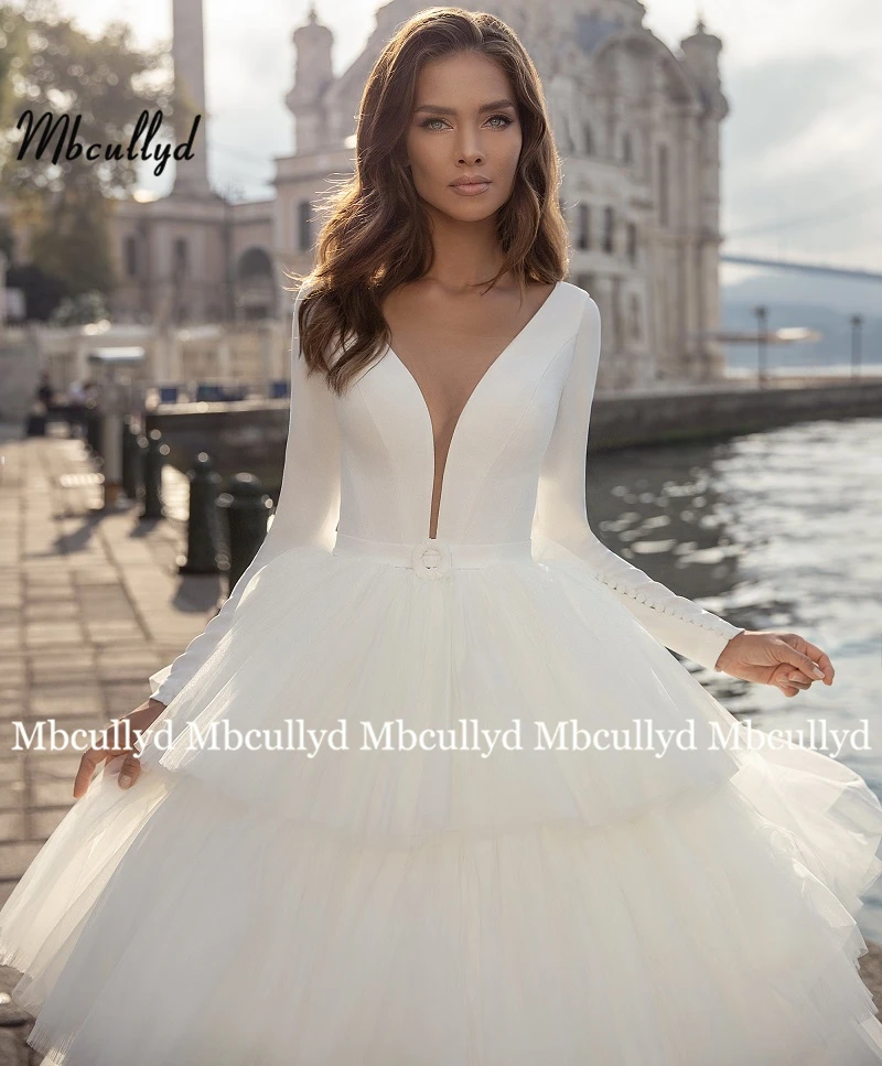 Mbcullyd New Luxury Ball Gown Wedding Dress 2020 Long Tulle Sashes Court Train V Neck Bridal Dresses with Tiered Skirt Custom