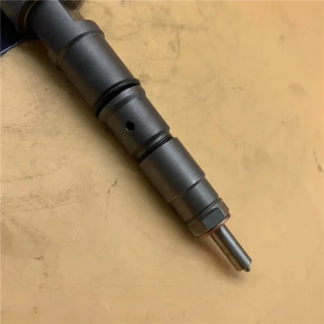 

EC210 EC210B Excavator D6E Diesel Fuel Injector 0445 120 067 0445120067