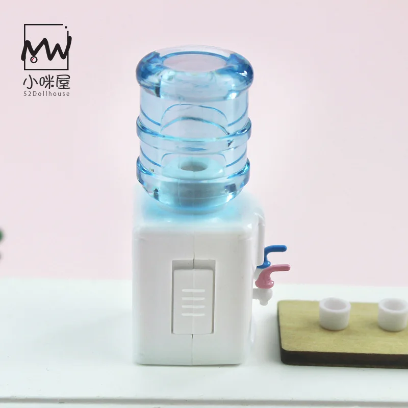 

Mini household water dispenser model miniature food play scene model dollhouse accessories Mini drinking cup