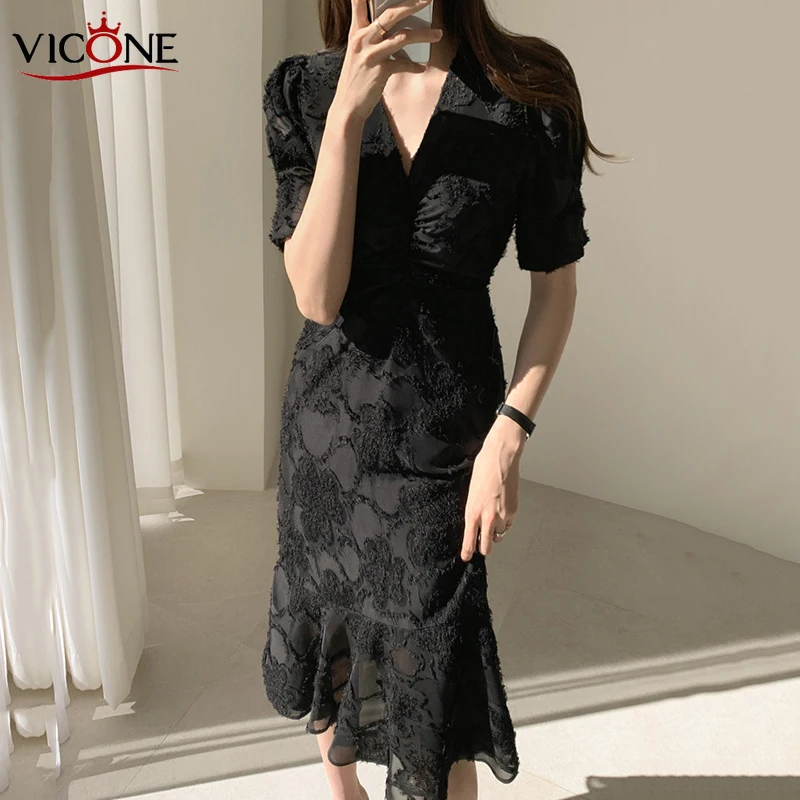 

VICONE Korean Style Ins Retro Slim V-neck Pleated Design Heavy Industry Burr Pattern Slim-Fit Fishtail Dress Dress