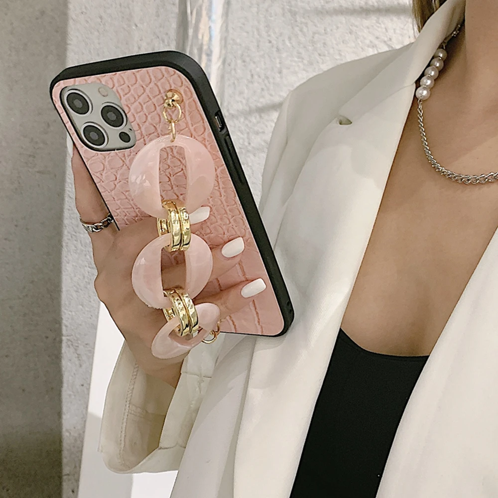 

INS Luxury Bracelet Wristband Crocodile Pattern Silicone Phone Case For iphone 12 MiNi 11 Pro XR X XS Max 6 6S 7 8 Plus SE 2020