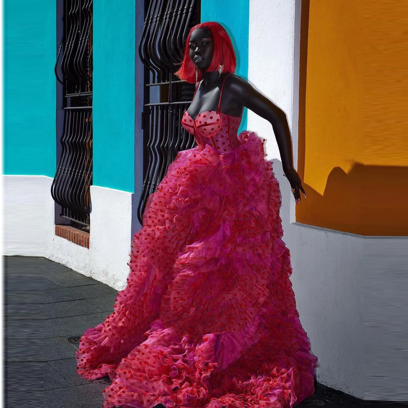 

Платья для выпускного ярких цветов, вечернее Тюлевое платье на тонких бретельках с волнистыми шнуровкой сзади, платье до пола, вечерние лет...