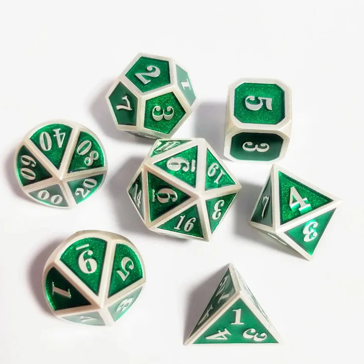 Набор игральных костей Dungeons & Dragons Outlet New Font, 7 штук/набор, инновационные кости RPG D&D из сплава металла, многоцветный гейминг инструмент для азартных игр.