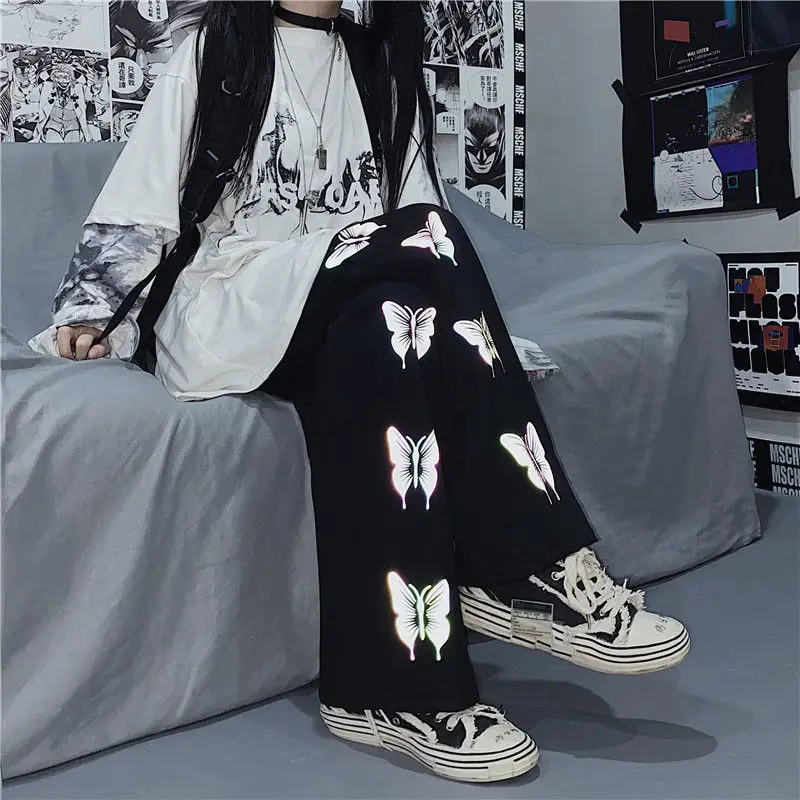 

Spring and summer 2021 new student Korean straight leisure wide leg pants women's reflective butterfly loose high waist sports