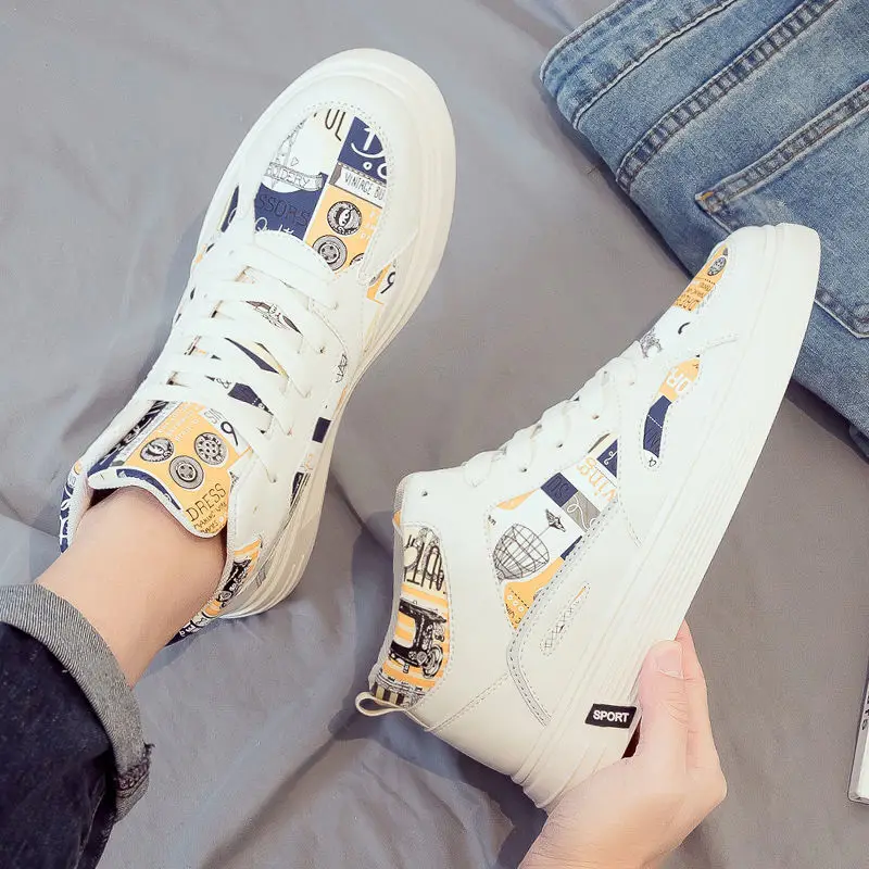 

Летняя новая холщовая обувь с высоким верхом Корейская версия тренда мужской обуви универсальная повседневная спортивная обувь Тканевая о...