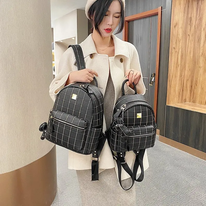 

2020 Luxury Designer Plaid Women Backpack Fashion Quality PU Leather Shoulder Bag Classic School Bags For Teenager Girls Bagpack