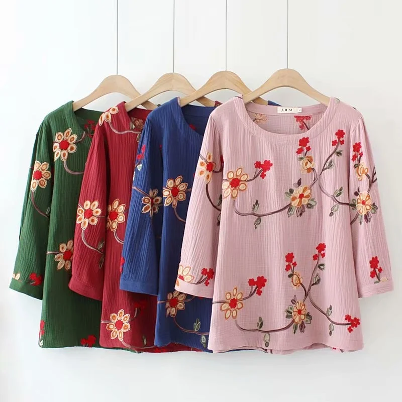

T-Shirt tops Women's Spring Summer Round Neck 3/4 Sleeve Embroidered Tee Shirts Women Plus Size T-shirt Tops Mother Dress 4XL