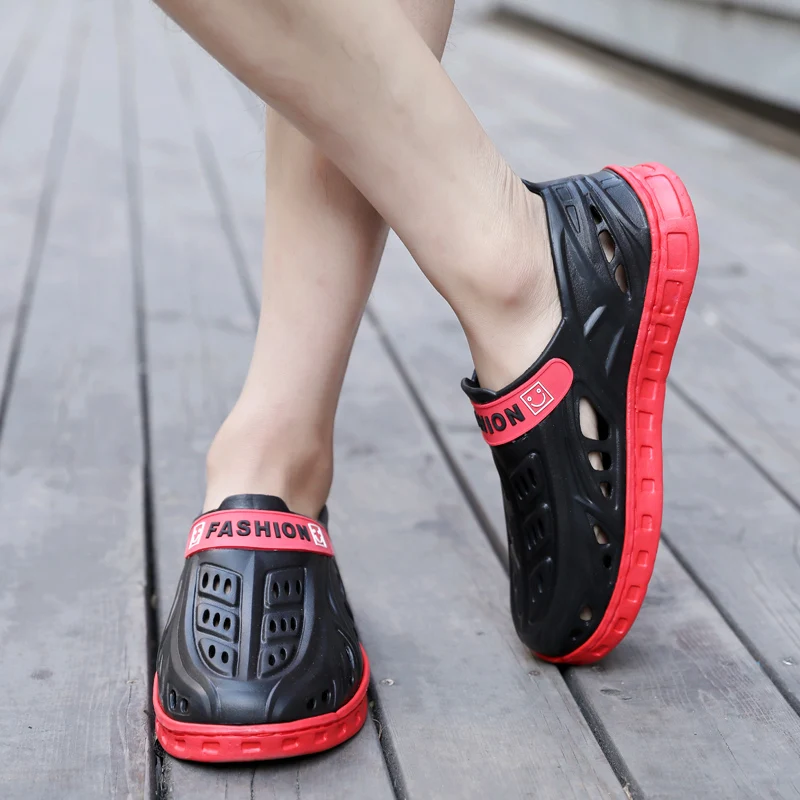 

Hot Summer Black Men's Sandals Comfortable Massage Slip On Beach Sandals Men Clogs Non-Slip Garden Shoes Man Sandalias Hombre