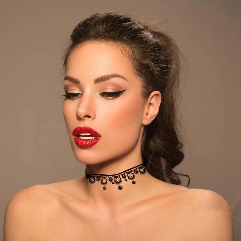 

Lace Choker Necklace Black Adjustable Fashion Short Tattoo Choker Gothic Lace Necklace For Women Girls Party Neck Accessories