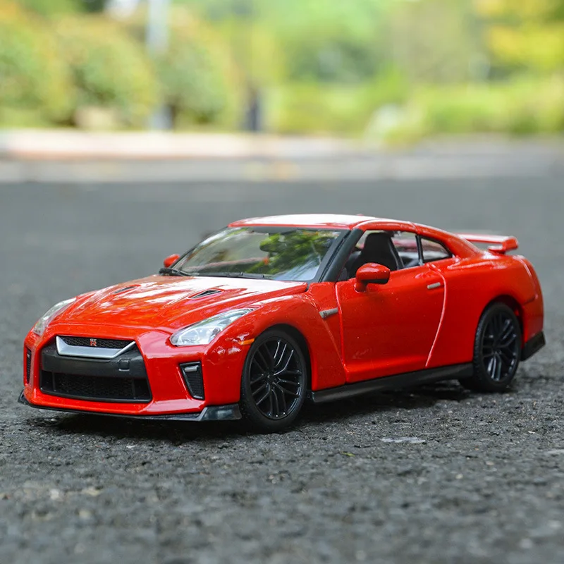 

1/24 sports car GTRR35 model child birthday gift boy Christmas collection gift model decoration Alloy Sports Car Model