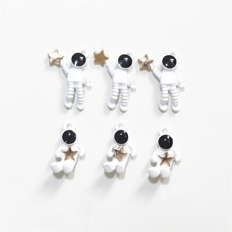 

10pcs New 2 Styles Enamel Astronaut Spaceman Cosmonaut Stars Charms For DIY Bracelets Necklaces Handmade Hair Jewelry Finding