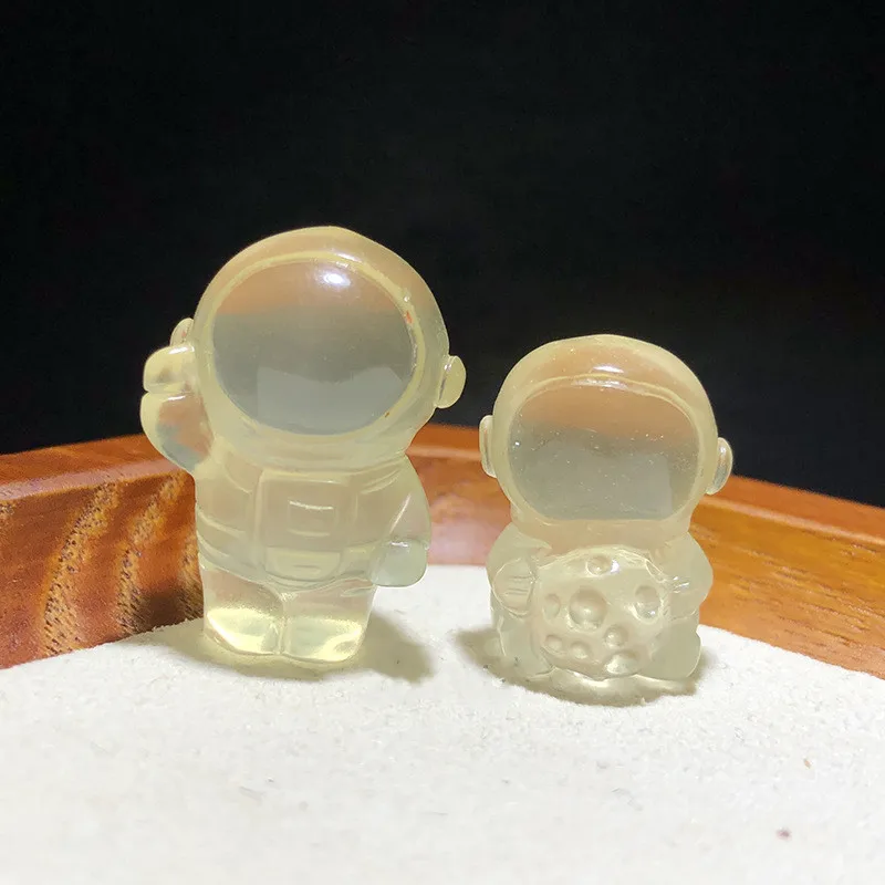 

10PCS Natural stone lemon crystal carved astronaut pendant Natural gemstone DIY Necklace bracelet accessories Gift making