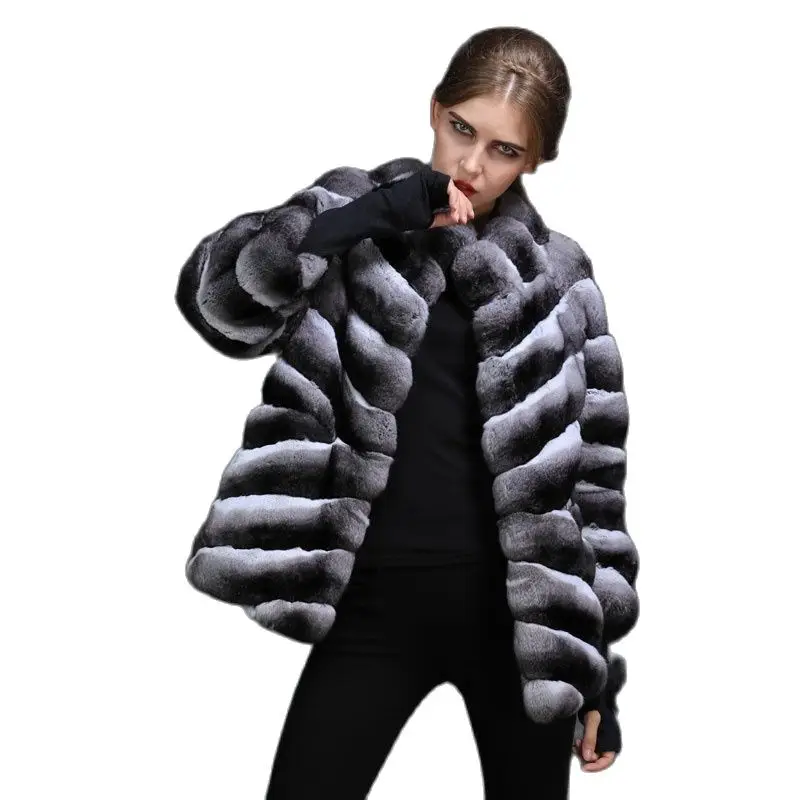 Рисунок 2 - Модная зимняя парка из натурального меха шиншиллы
