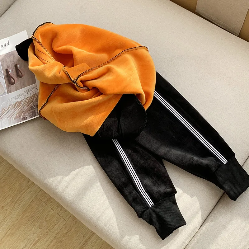 Плотные спортивные брюки 2xl женские бархатные черные шаровары больших размеров