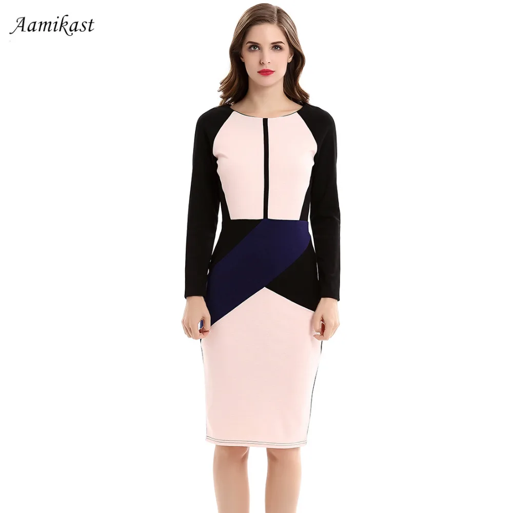 

Женское платье с круглым вырезом, рукавом 3/4 и пэчворком