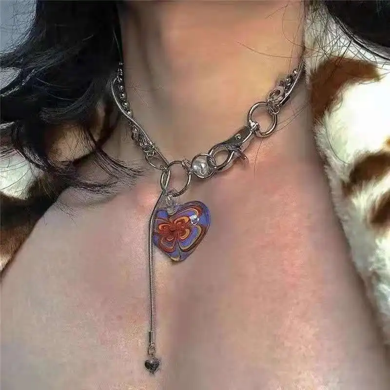 

Retro Glazed Painted Big Love Pearl Pendant Clavicle Chain Female Double Layer Design Fashion Simple Special Party Necklace Gift