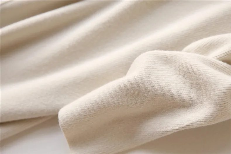 Женское трикотажное платье свитер с V образным вырезом однотонное эластичное