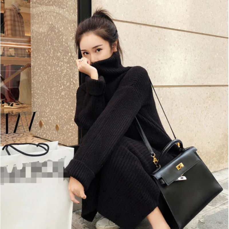 Трикотажное платье-свитер с высоким воротником соблазнительные женские