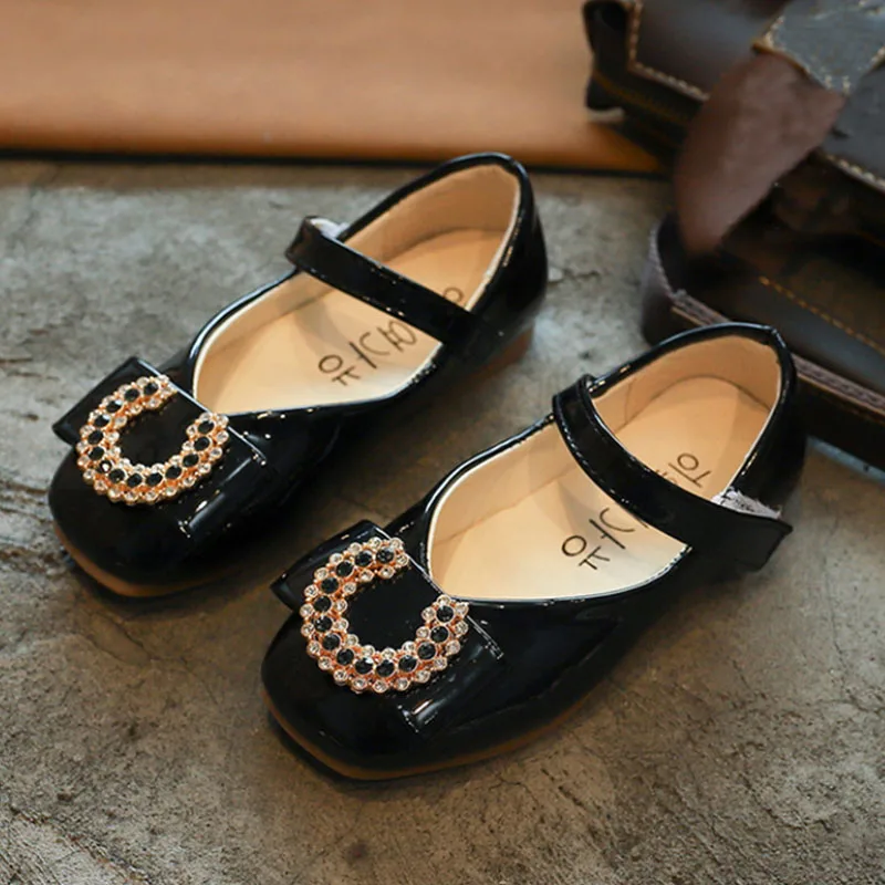 Маленькие и средние женские туфли принцессы новинка весны 2019 Необычные