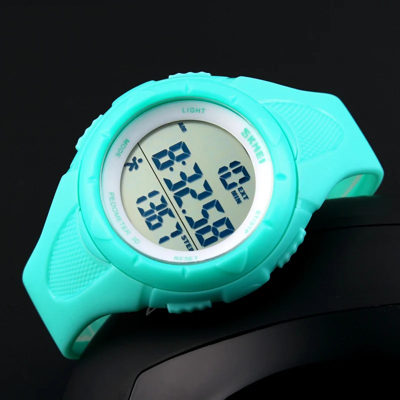 

SKMEI Fashion Sport Women Watches LED Health Sports Watch Waterproof Military Clock Ladies Wristwatch Alarm Chrono Watch Relogio