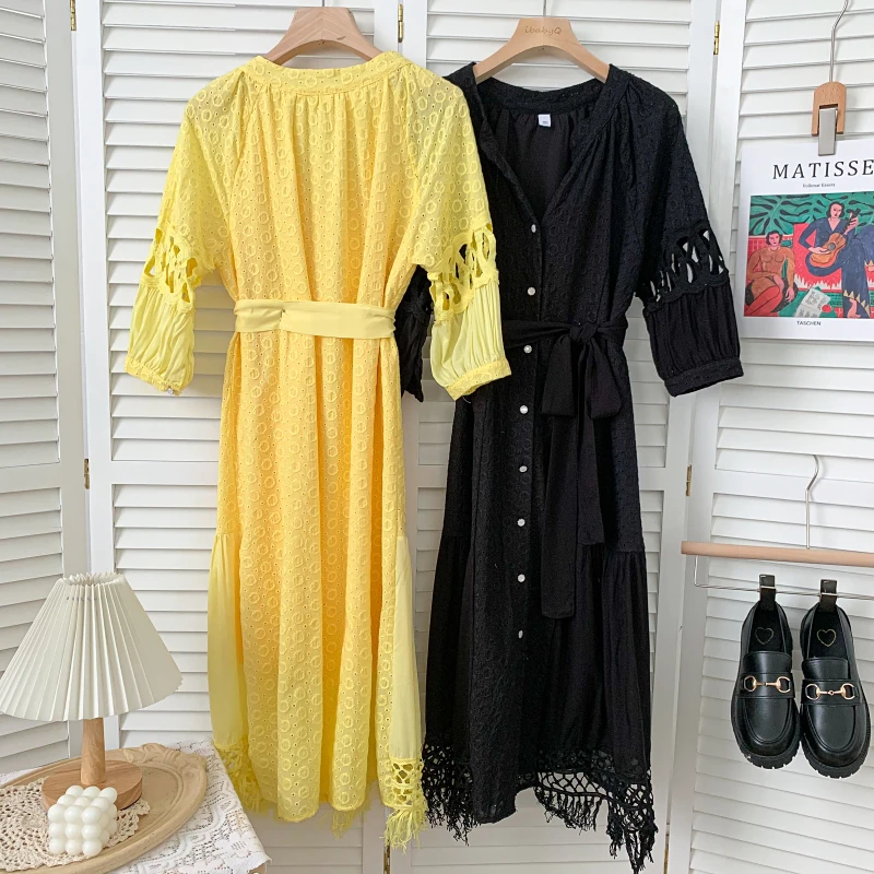 Летнее платье с длинными рукавами V-образным вырезом, вышивкой с открытыми участками, крючком и цветочным поясом на талии - "Платье летнего темперамента 2021".