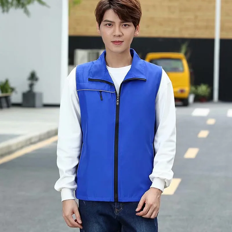 Светоотражающий жилет с логотипом на заказ плюс бархатный принтом логотипа и