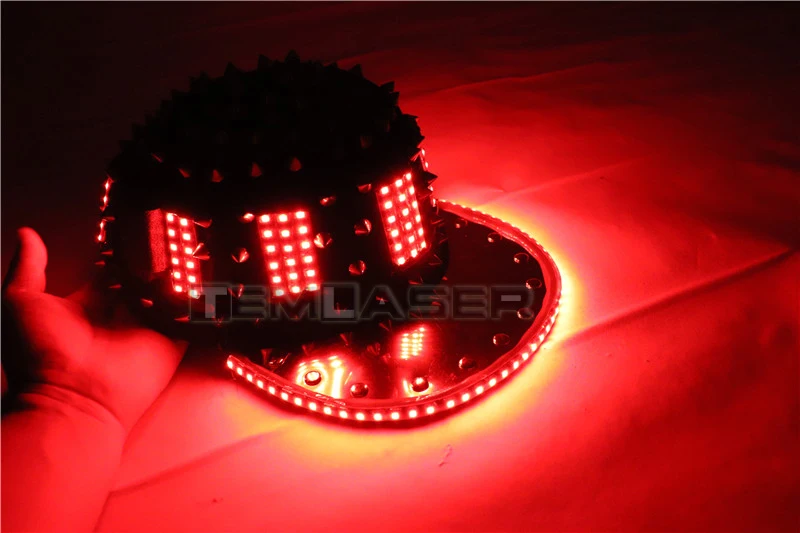 Кепка унисекс с заклепками в стиле панк и рок |