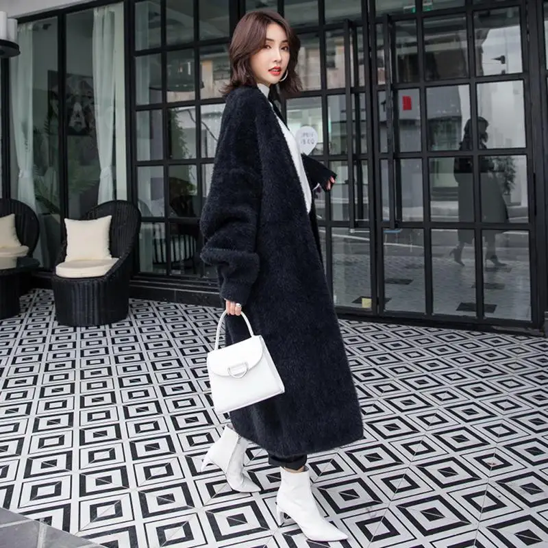 

Women 2020 Autumn Winter New Loose Long Sweaters Thick Faux Mink Velvet Knitted Coat Female Casual Batwing Sleeve Cardigans N215