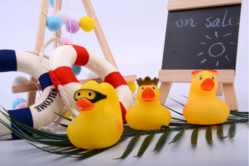 Squeez кремниевый дайвинг утка шоу для малышей вода купание король игрушки с бантом для детей пляж плавание играть веселье рыболовные игрушки