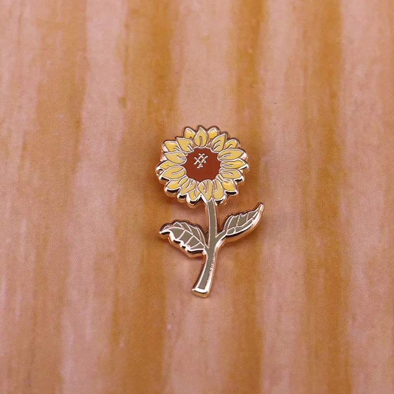 

DZ31 Sunflower Plant Hard Enamel Pins Women Men Badge Backpack Collar Lapel Fashion Jewelry