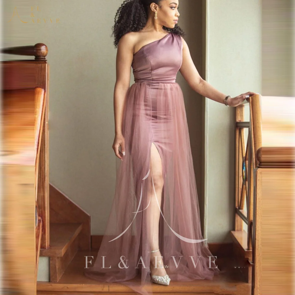 

Fashion Light Purple One Shoulder Bridesmaid Dresses Side Split Mermaid Wedding Party Gowns Tulle Women Occasion Dress Plus Size