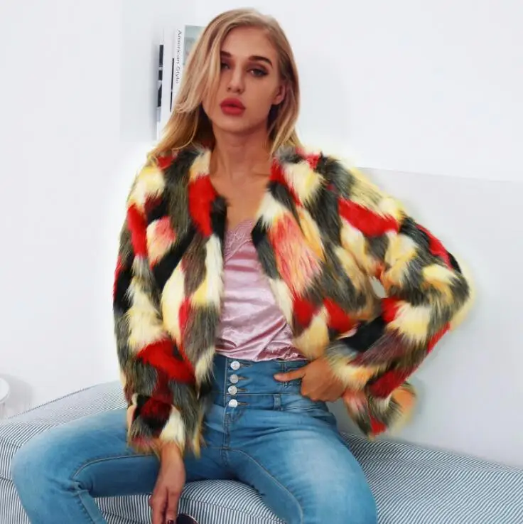 Цветная куртка из искусственной норки женская зимняя утепленная короткая