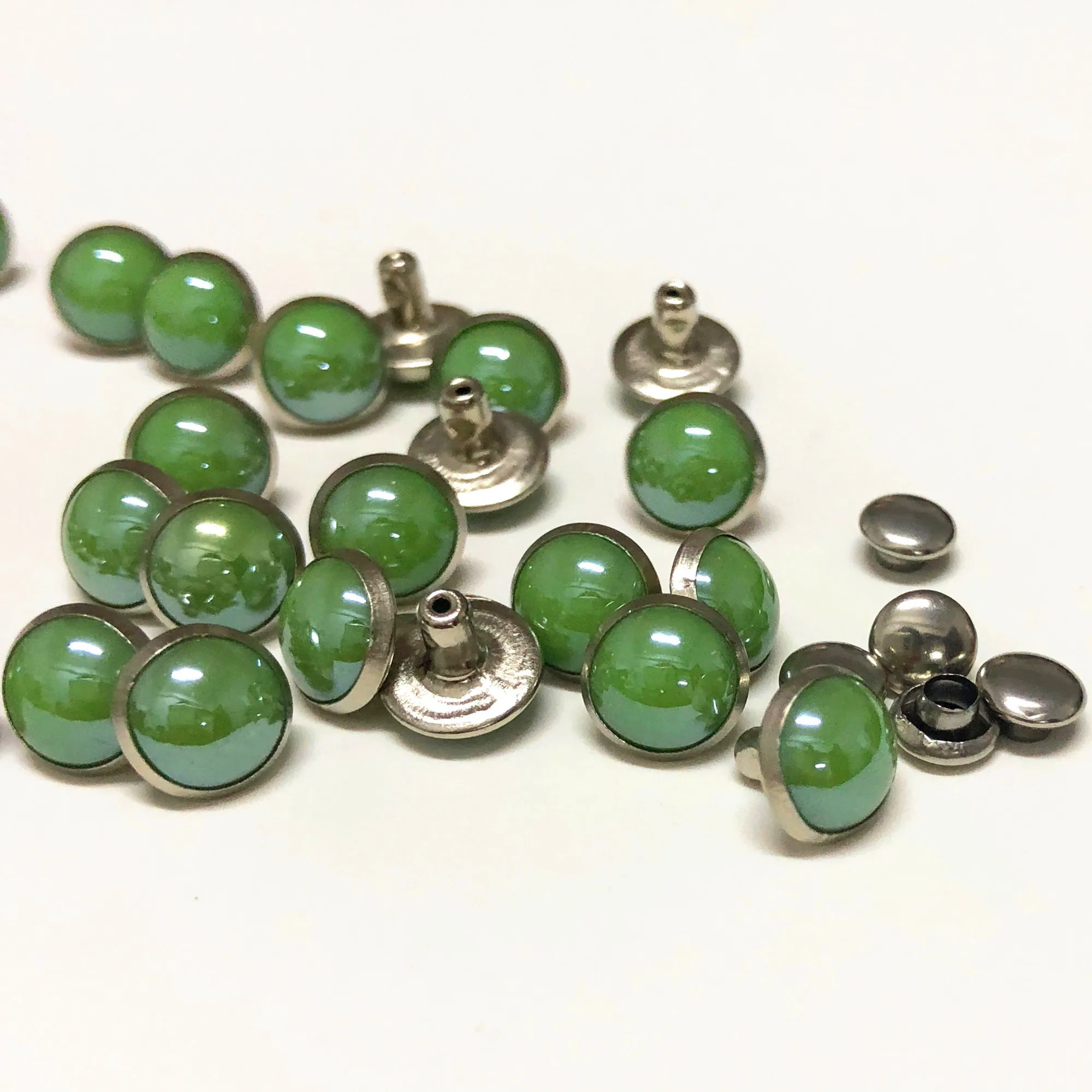 100 шт./набор Серебристые серьги гвоздики с покрытием из акрила и керамики 8