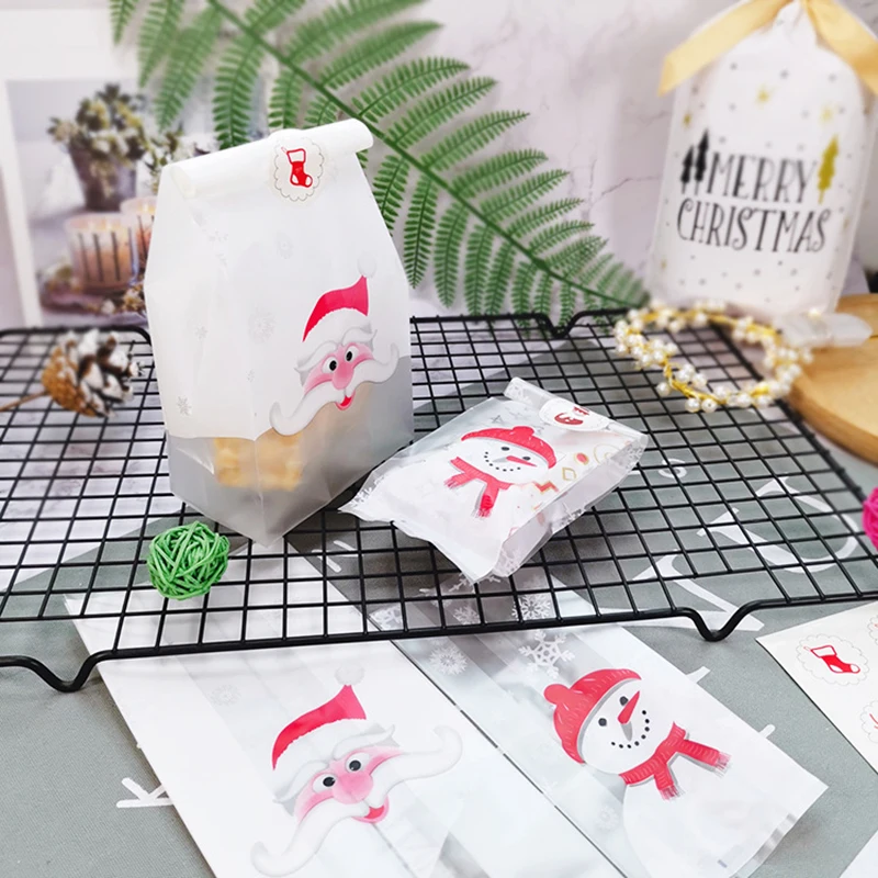 

50Pcs Cartoon Dog Cat Christmas Tree Decoration Birthday Party Candy Cookie Bag Ornament Festival Snack Pack Bag Festival Supply