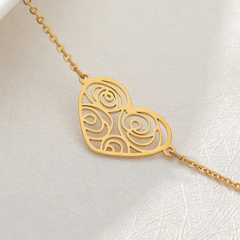

Gold Color Heart-shaped Women Baby Girls Bracelets Stainless Steel Pulseira Lover's Engagement Jewelry Valentine's Day Gifts
