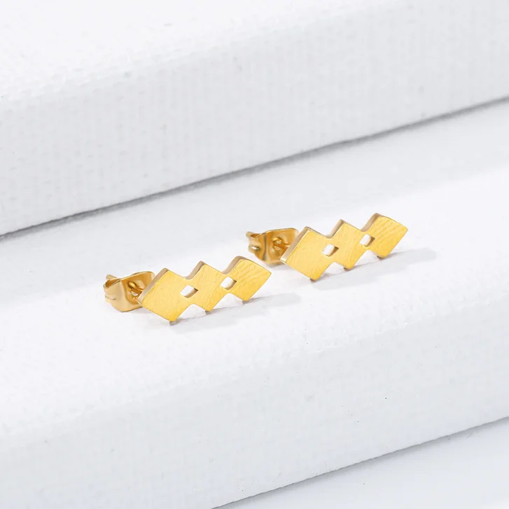 Серьги гвоздики в форме сердца с квадратным дизайном Элегантные Модные женские