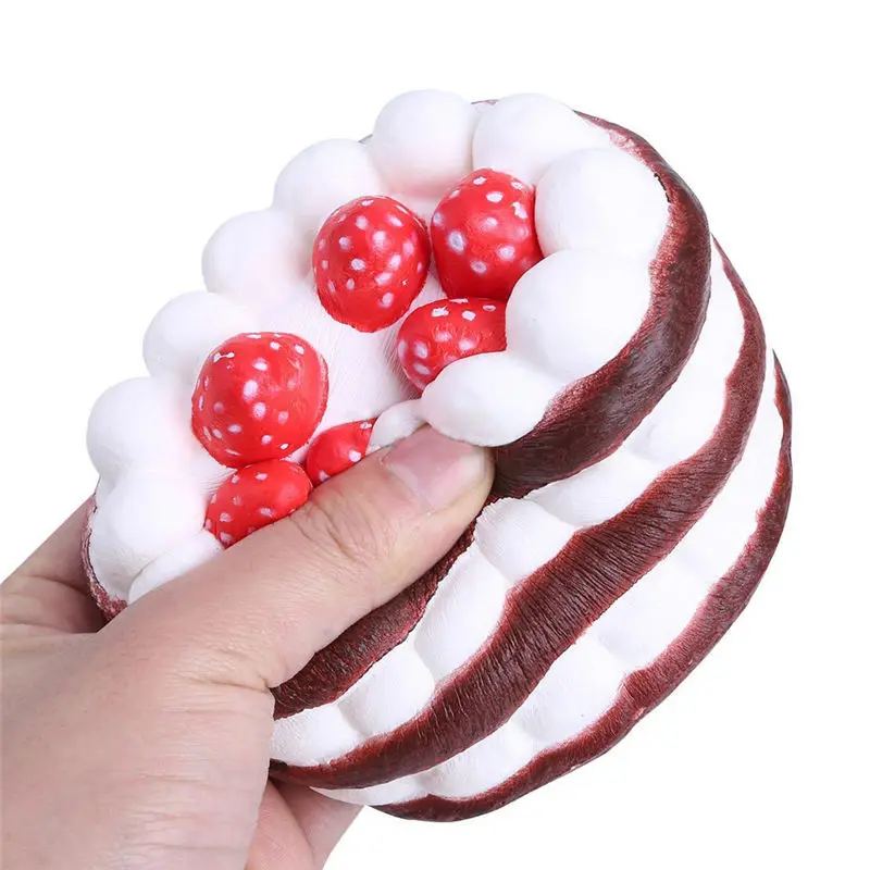 

Hot sell Squishy Colossal Round Cake Super Slow Rising Scented Bread Squeeze Toy