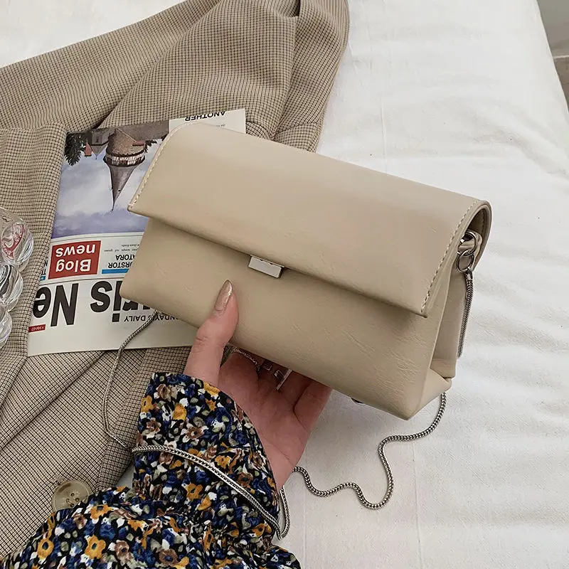 

New Women's Messenger Bag Trend Chain Bag Fashion One-shoulder Messenger Bag High-end Sense of All-match Small Square Bag