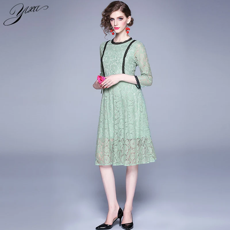 Элегантное женское осеннее кружевное платье черного цвета повседневное тонкое