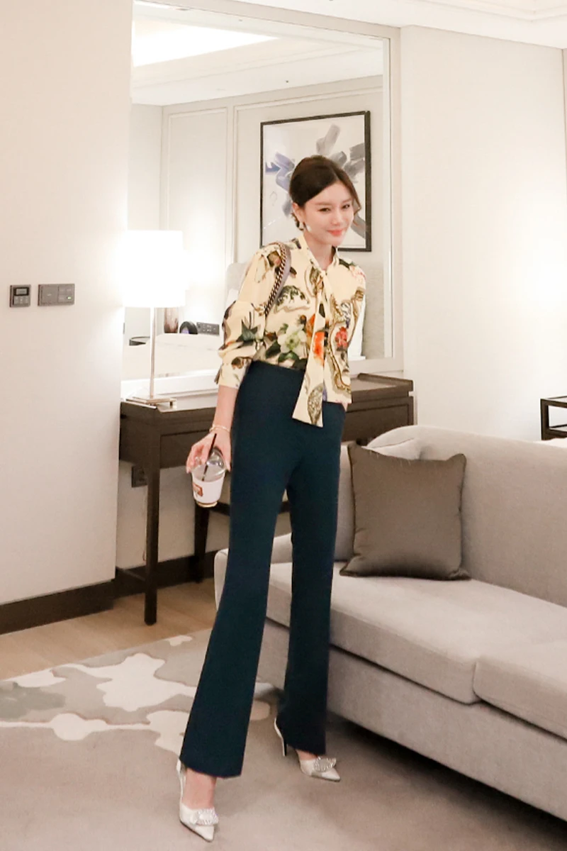 

COIGARSAM Fashion Shirt Womens tops New Spring Bow Ribbons Women shirts 3936