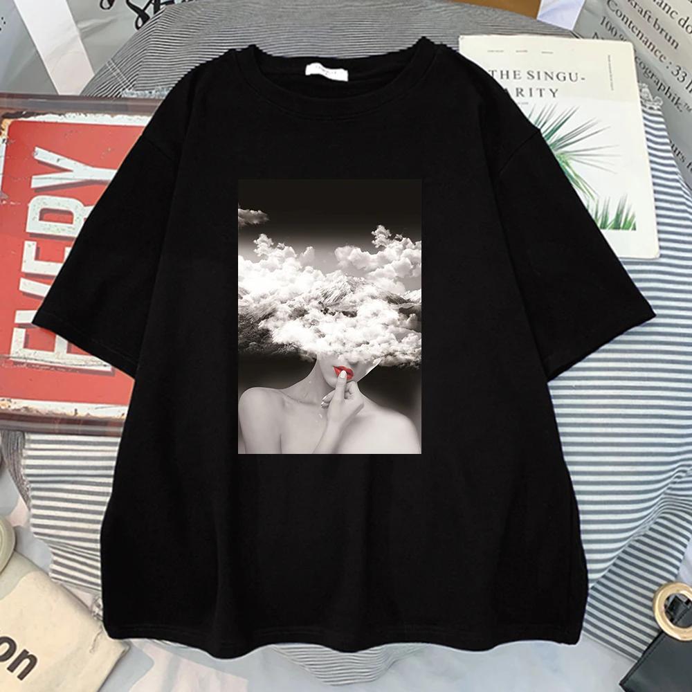 

Fashion Cloud Women Printing Women Tshirts Vintage Oversize T Shirts Fashion Breathable Short Sleeves Brand Simple High Quality