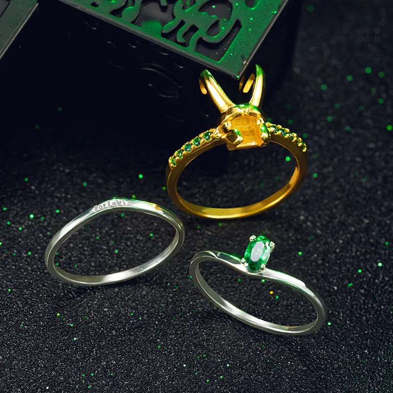

Movie Loki Superhero Helmet Pack of 3 Stacking Ring Unisex Metal Gold-plating Cosplay Ring Jewelry Prop Cosplay Gift